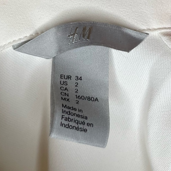 H&M Classic White Tank Top - Picture 2 of 2